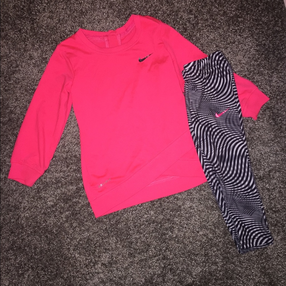Girls Nike Outfit Set